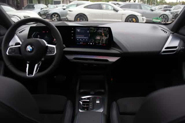 BMW 1-Serie (2026) thumbnail 2