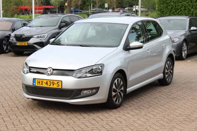 Volkswagen Polo (2016) thumbnail 6