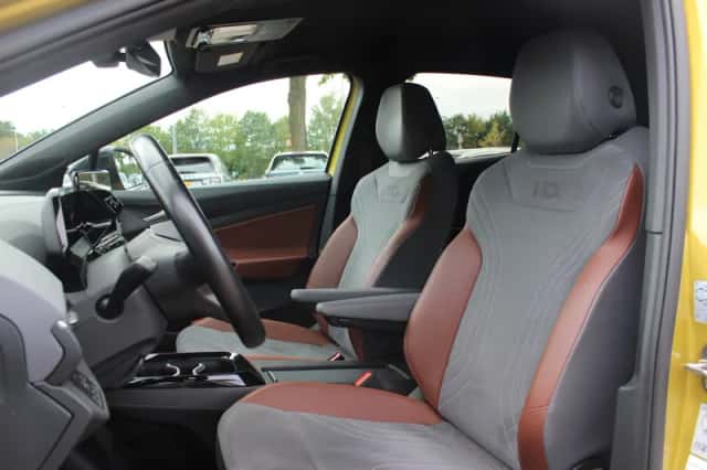 Volkswagen ID.4 (2021) thumbnail 4