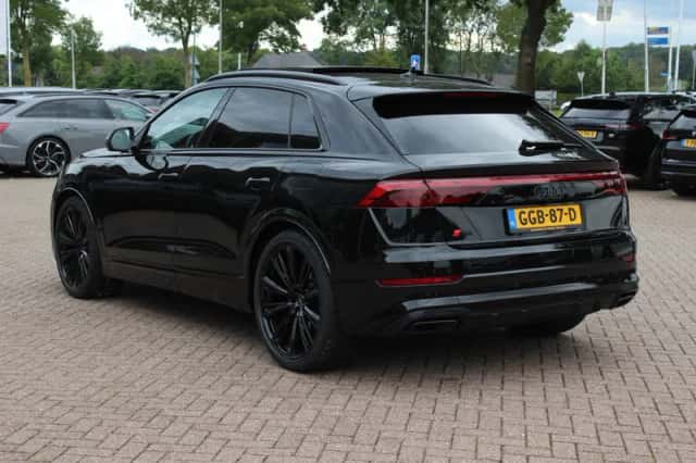 Audi Q8 (2024) thumbnail 4