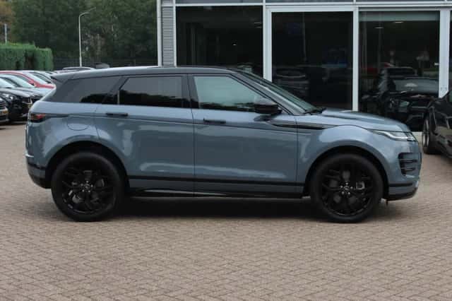 Land Rover Range Rover Evoque (2022) thumbnail 5