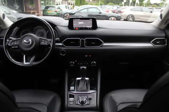 Mazda CX-5 (2019) thumbnail 2