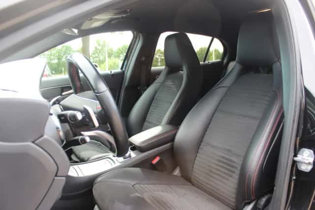 Mercedes-Benz GLA (2019) thumbnail 4
