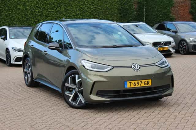 Volkswagen ID.3 (2023) thumbnail 1