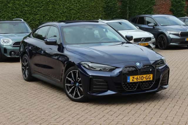 BMW i4 (2024) thumbnail 1