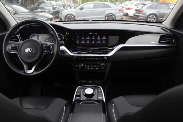 Kia Niro EV (2022) thumbnail 3