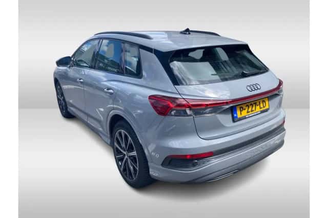 Audi Q4 e-tron (2022) thumbnail 5