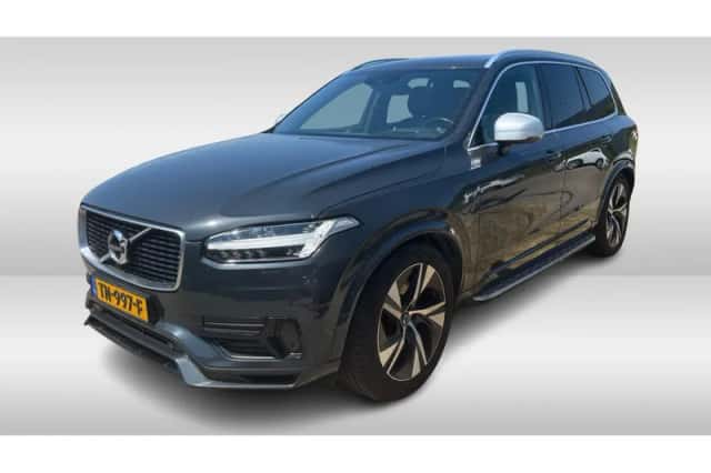 Volvo XC90 (2018) thumbnail 1
