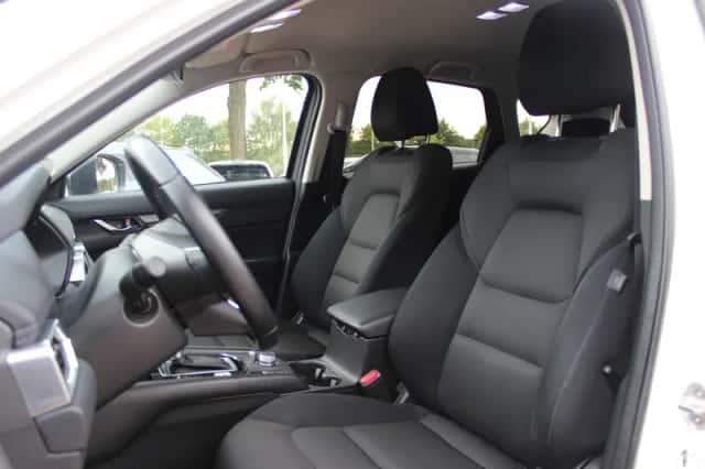 Mazda CX-5 (2022) thumbnail 4