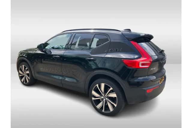 Volvo XC40 (2021) thumbnail 4