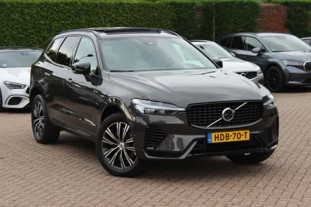 Volvo XC60 (2023) thumbnail 1