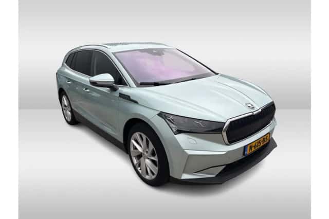 Škoda Enyaq (2021) thumbnail 3
