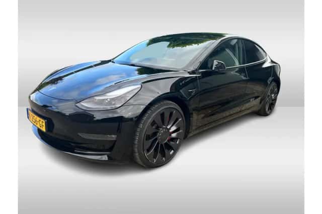 Tesla Model 3 (2020) thumbnail 1