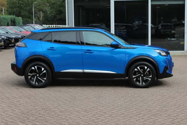 Peugeot e-2008 (2021) thumbnail 6