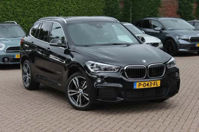 BMW X1 (2018) thumbnail 1