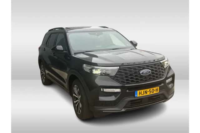 Ford Explorer (2021) thumbnail 1