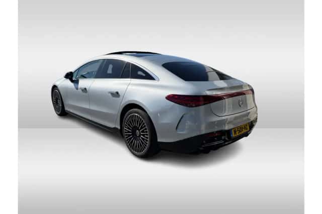Mercedes-Benz EQS (2021) thumbnail 3