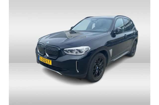 BMW iX3 (2021) thumbnail 1