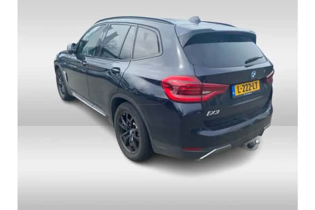 BMW iX3 (2021) thumbnail 4
