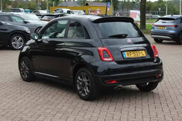 Fiat 500 (2017) thumbnail 3