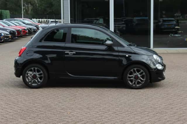 Fiat 500 (2017) thumbnail 5