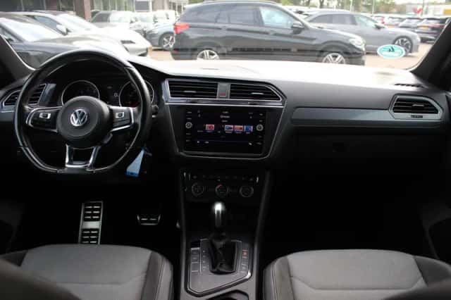 Volkswagen Tiguan (2019) thumbnail 2