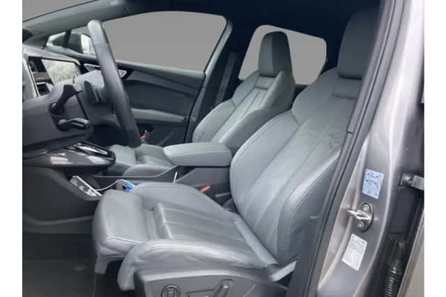 Audi Q4 e-tron (2021) thumbnail 4