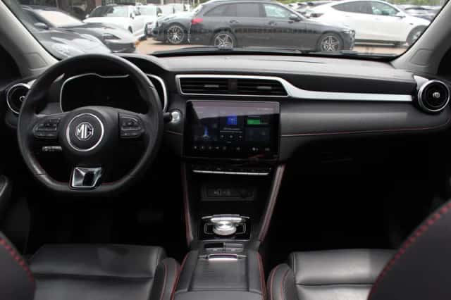 MG ZS EV (2023) thumbnail 2