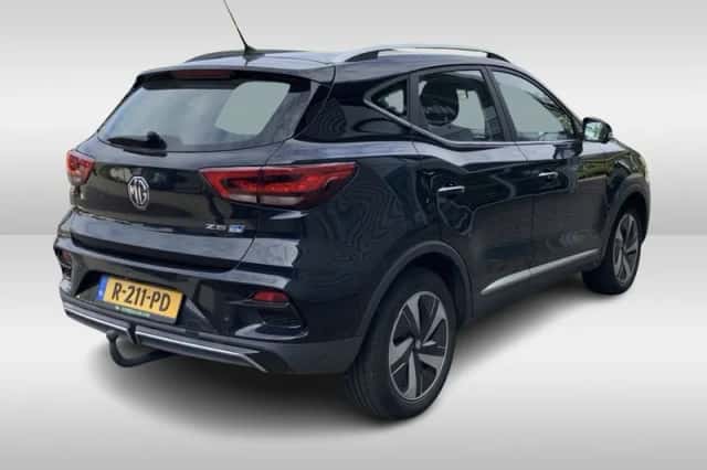 MG ZS EV (2022) thumbnail 3