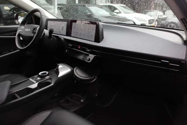 Kia EV6 (2024) thumbnail 6