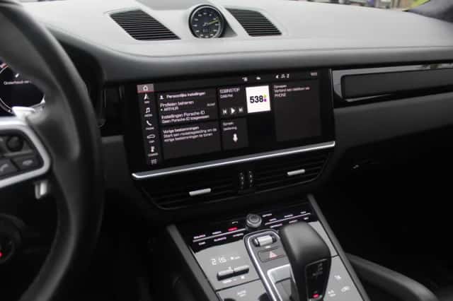 Porsche Cayenne Coupé (2021) thumbnail 6