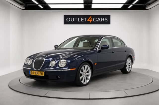 Jaguar S-Type (2007) thumbnail 1