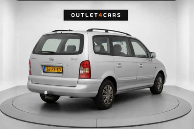 Hyundai Trajet (2004) thumbnail 6