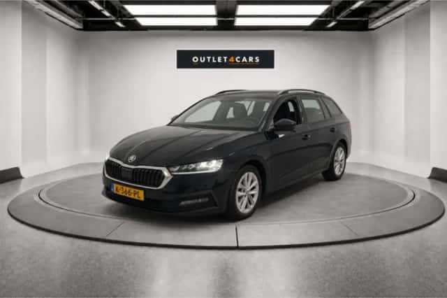 Škoda Octavia (2021) thumbnail 1