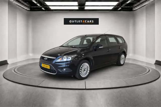 Ford Focus (2010) thumbnail 1
