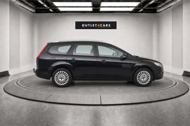 Ford Focus (2010) thumbnail 6
