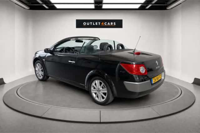 Renault Mégane (2004) thumbnail 3