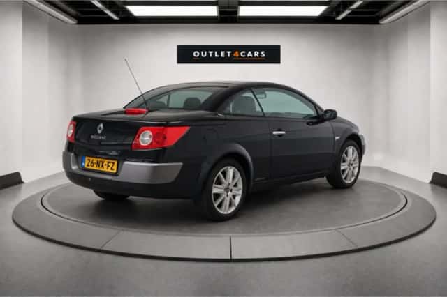 Renault Mégane (2004) thumbnail 5