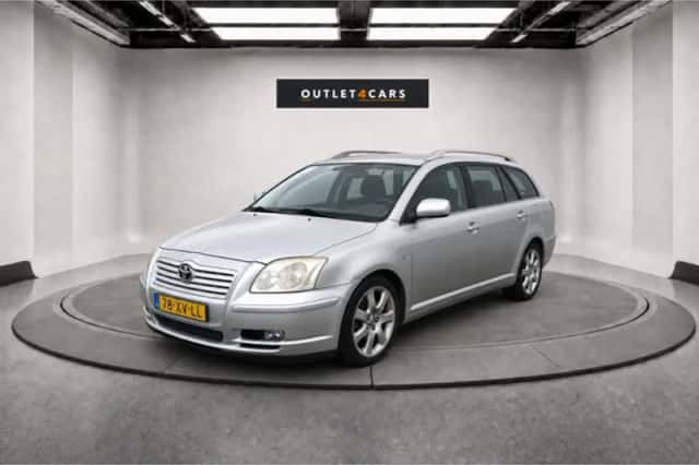 Toyota Avensis (2005) thumbnail 1