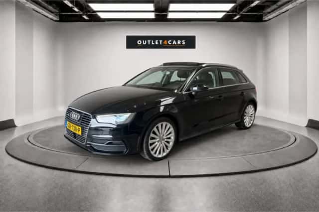 Audi A3 (2015) thumbnail 1