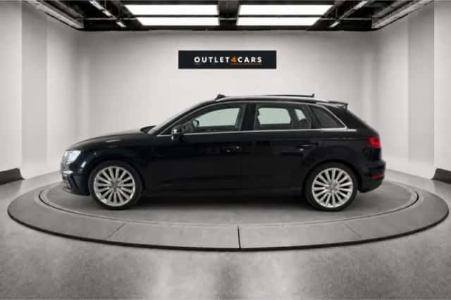 Audi A3 (2015) thumbnail 2
