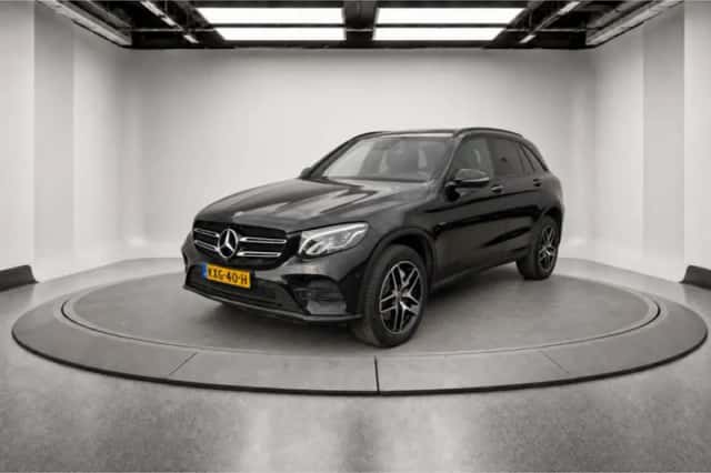 Mercedes-Benz GLC-Klasse (2017) thumbnail 1