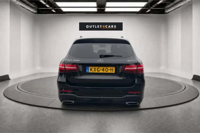 Mercedes-Benz GLC-Klasse (2017) thumbnail 4