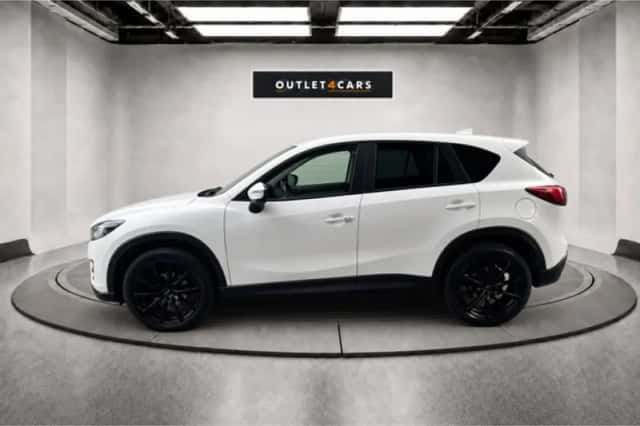 Mazda CX-5 (2016) thumbnail 2