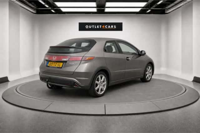 Honda Civic (2007) thumbnail 5
