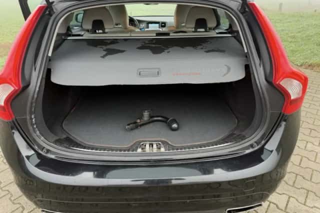 Volvo V60 (2015) thumbnail 6
