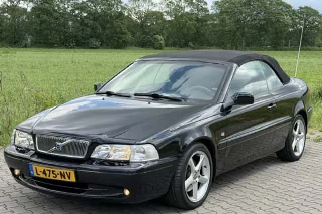 Volvo C70 (2005) thumbnail 1