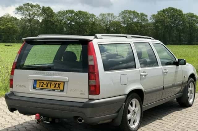 Volvo V70 (2000) thumbnail 2