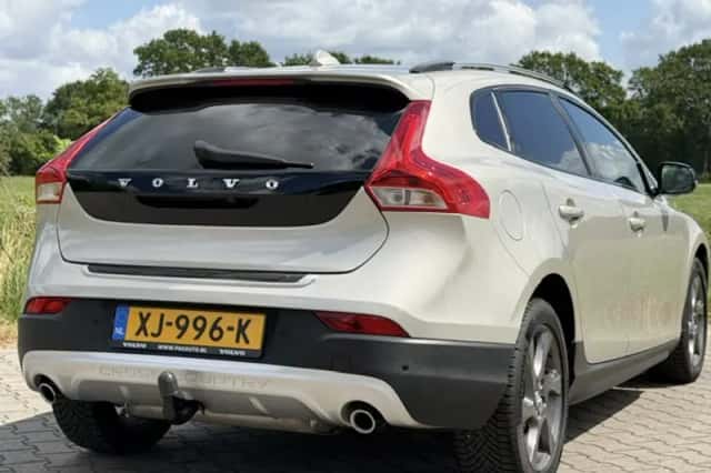 Volvo V40 Cross Country (2019) thumbnail 5
