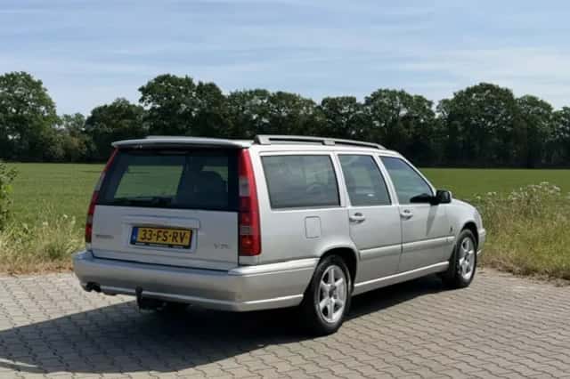 Volvo V70 (2000) thumbnail 2
